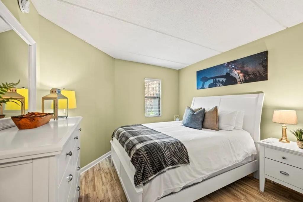 Views & Fireplace - Minutes To Gburg And Ober - Condo Gatlinburg Esterno foto